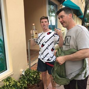 Meet your Posher, Christian